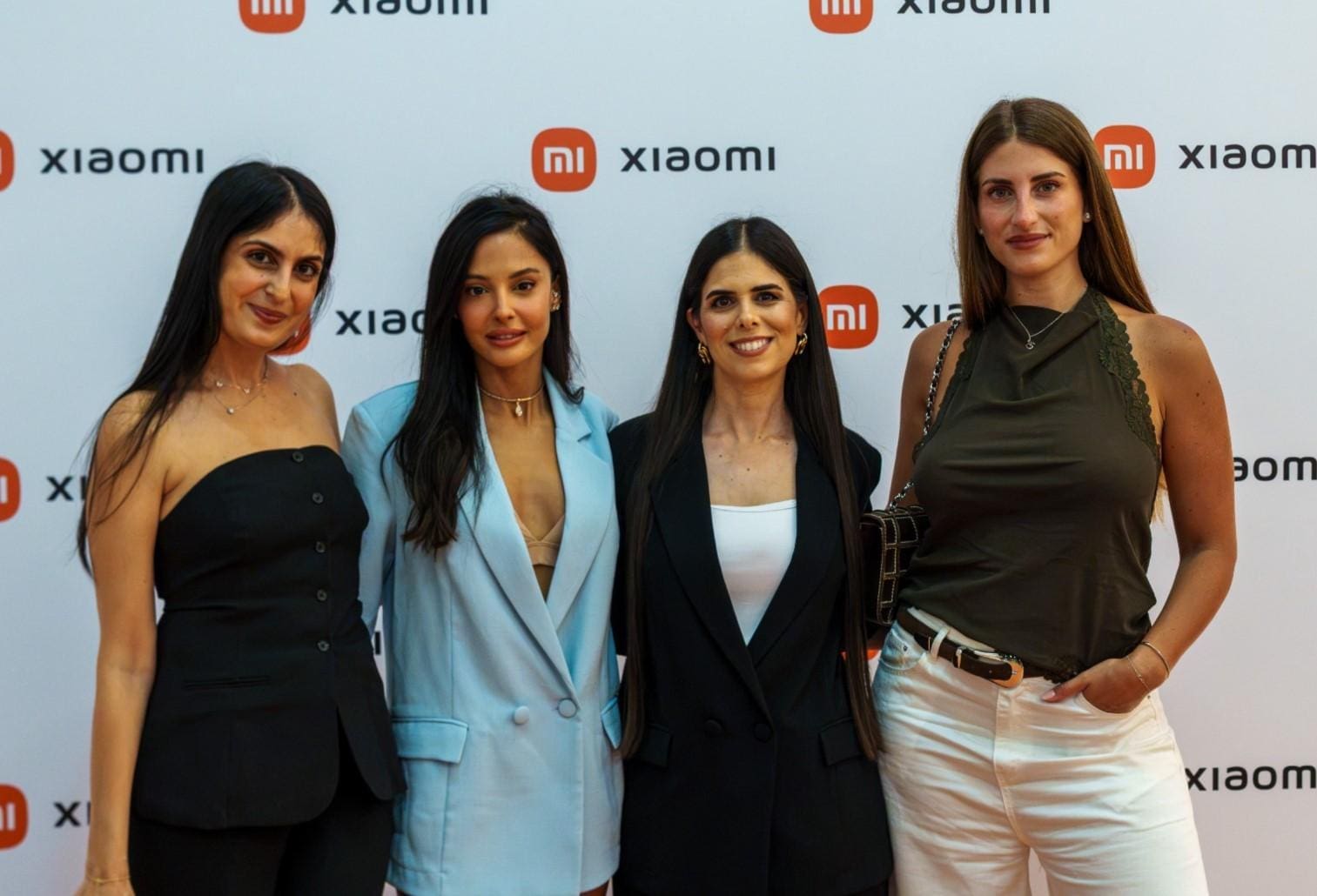 חנות שיאומי חדשה נפתחה עם מבצעי ענק: כ-1,500 מבקרים ומאות ממתינים בתור שעות לפני הפתיחה
